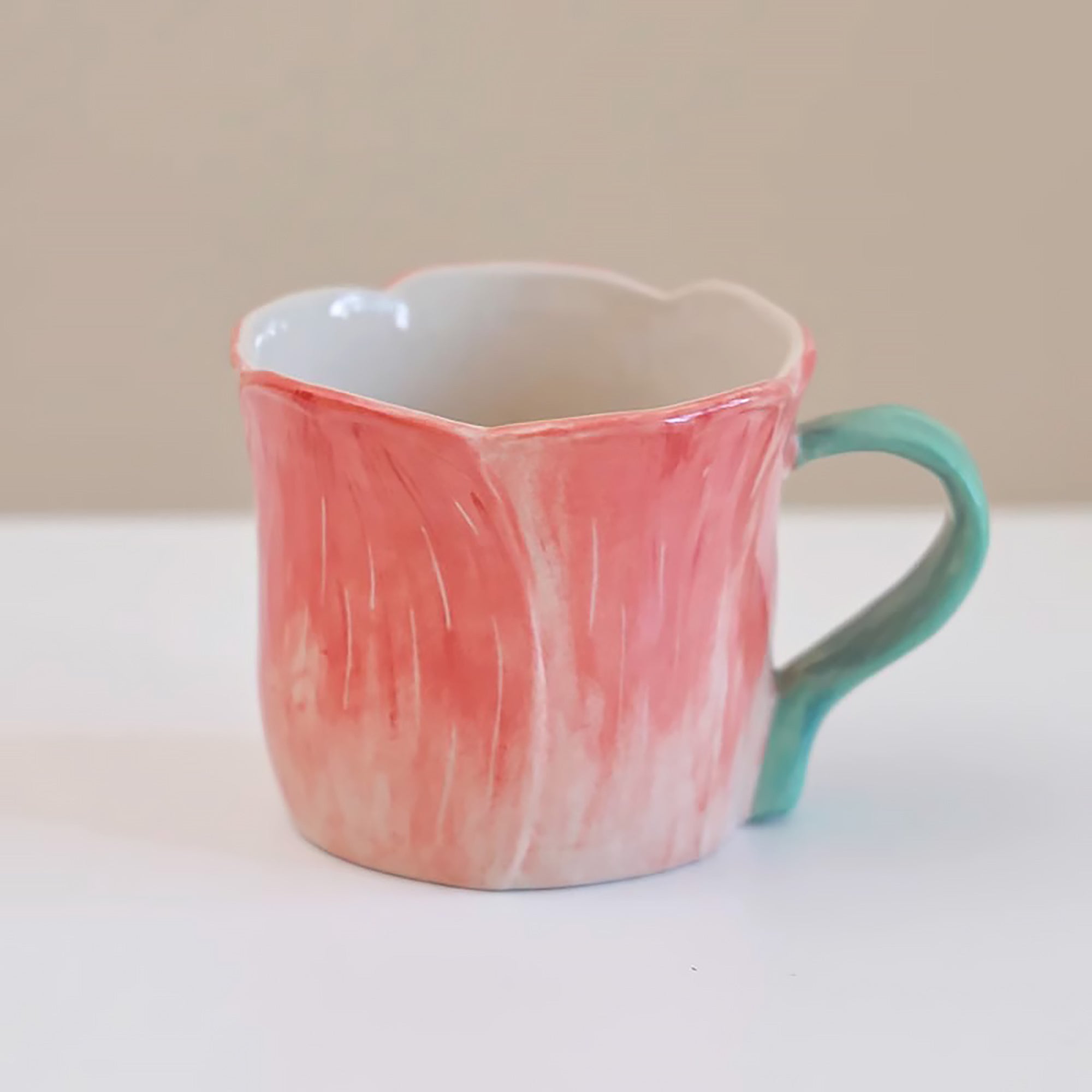 Tasse à café filtre en céramique faite main en forme de fleur