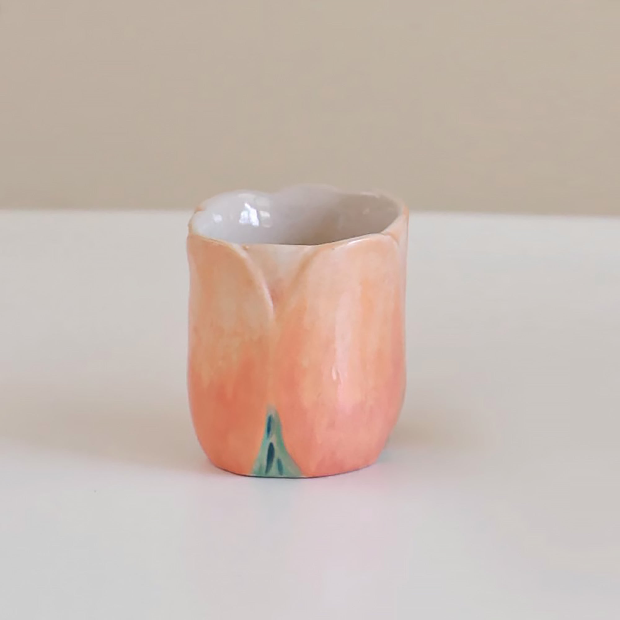 Tasse à café filtre en céramique faite main en forme de fleur