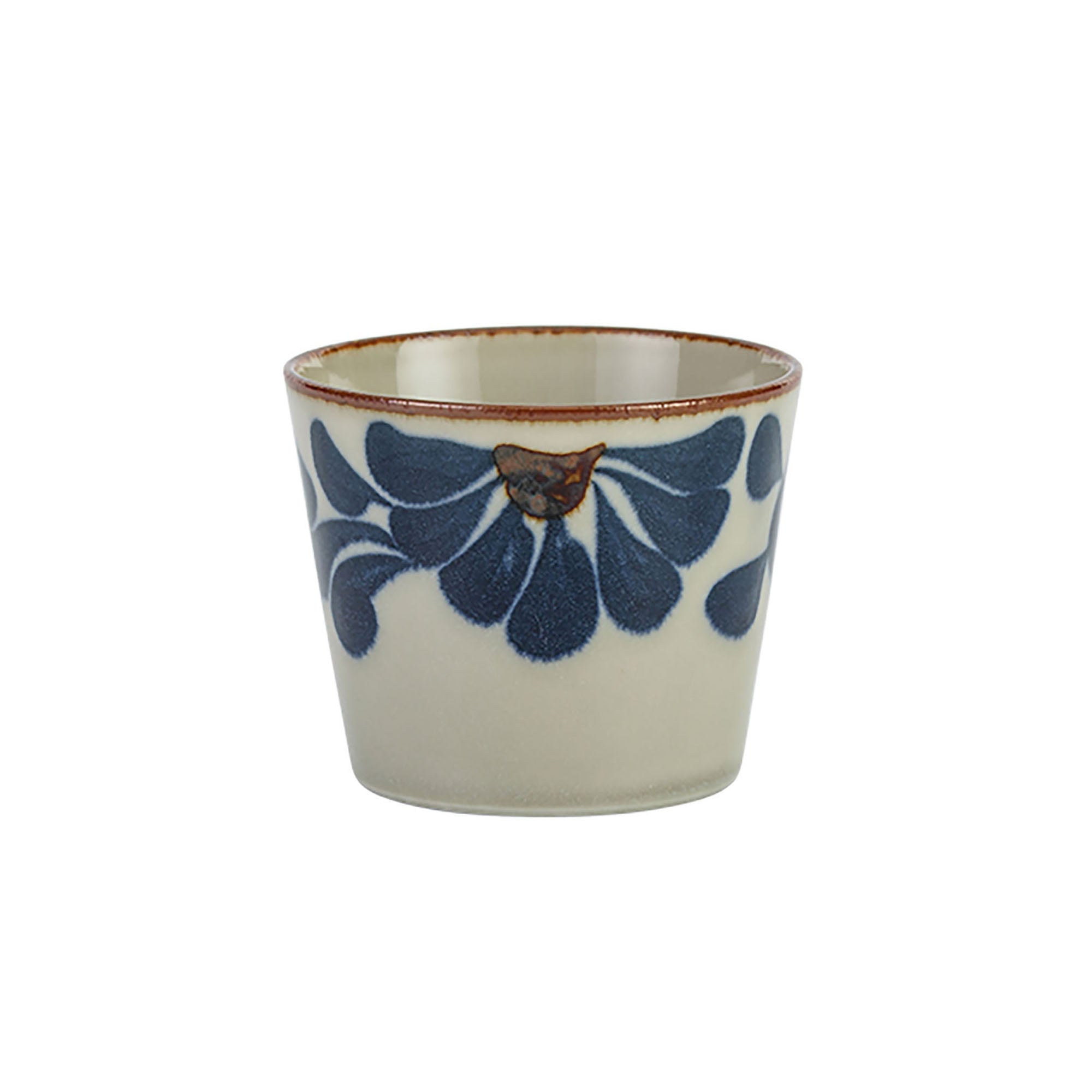 Karakusa-patterned tableware