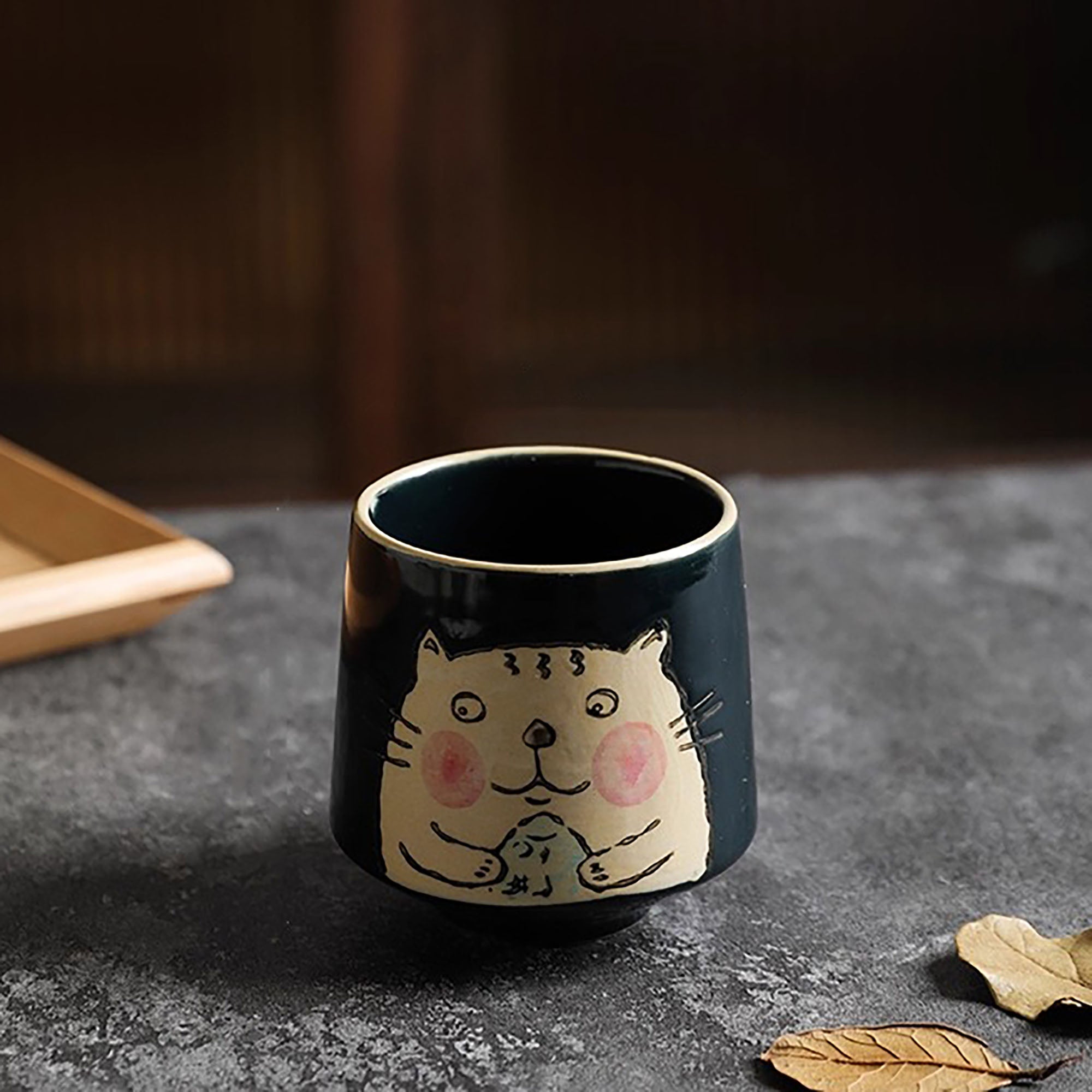 Tasse à thé avec motif rétro japonais