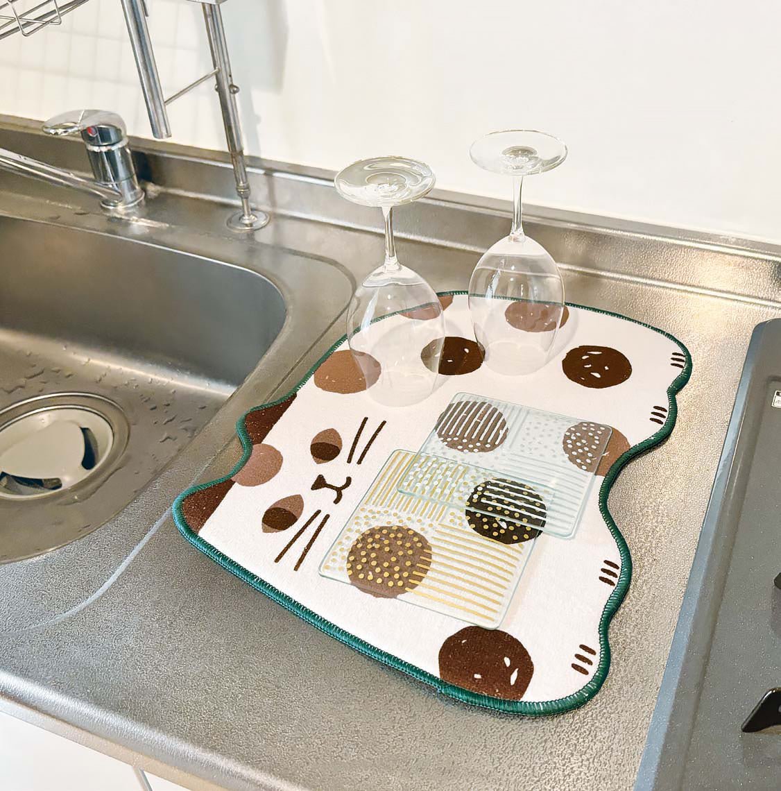 Tapis égouttoir de cuisine en forme de chat