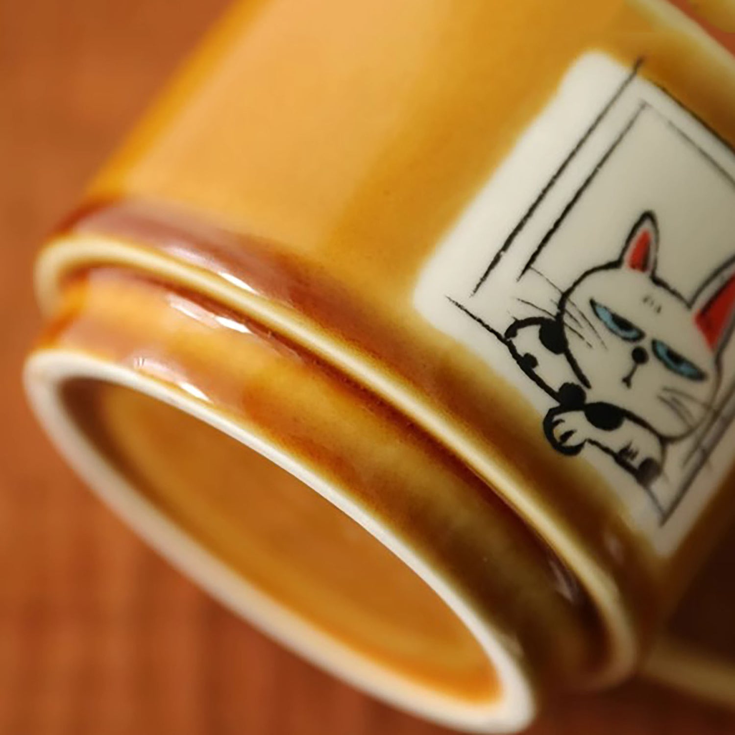 Tasse à café en céramique avec illustration de chat