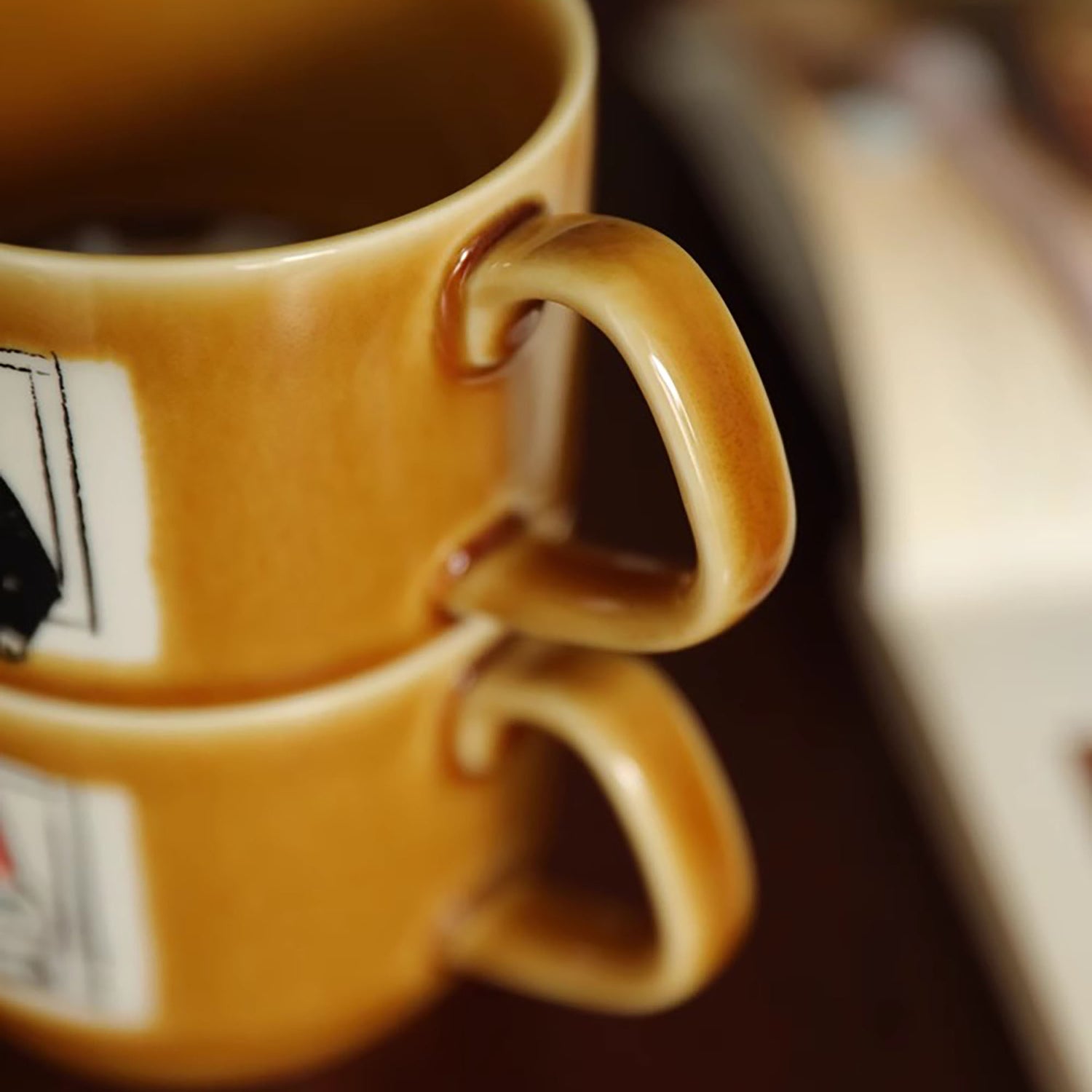 Tasse à café en céramique avec illustration de chat
