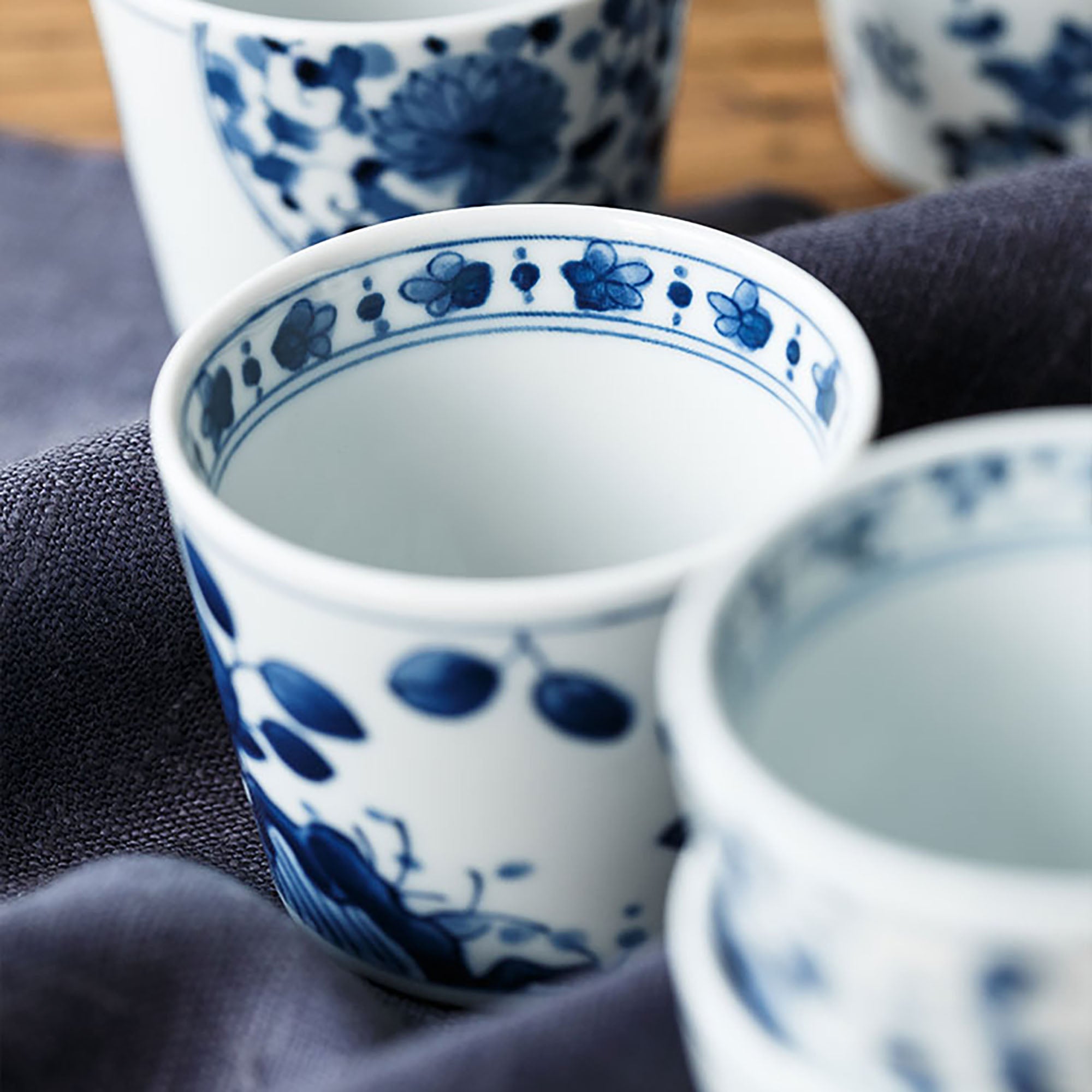 TASSE-BLEU-BLANC