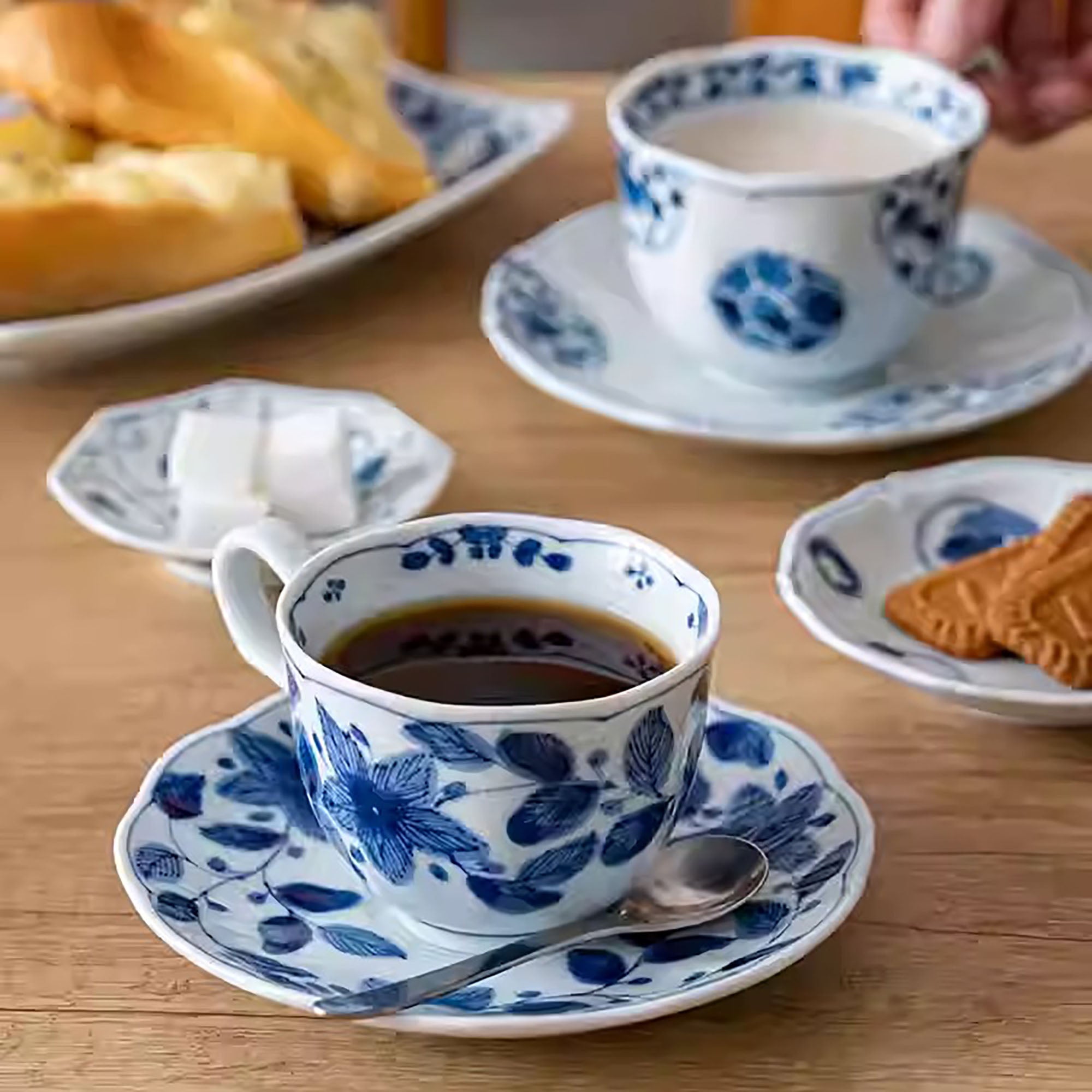 Tasse à café avec soucoupe Rintrindo