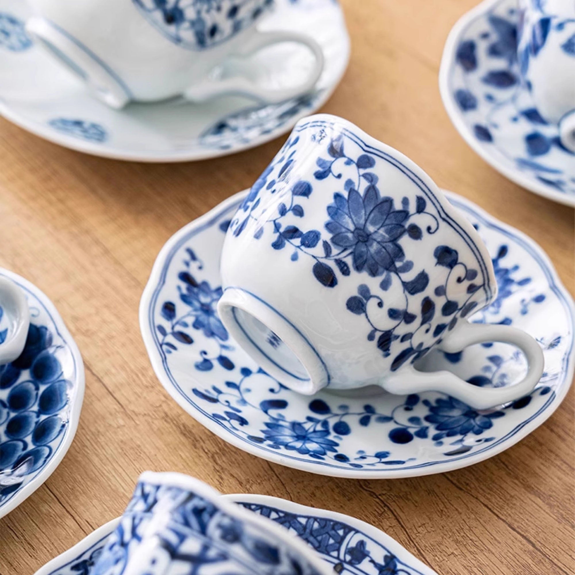Tasse à café avec soucoupe Rintrindo