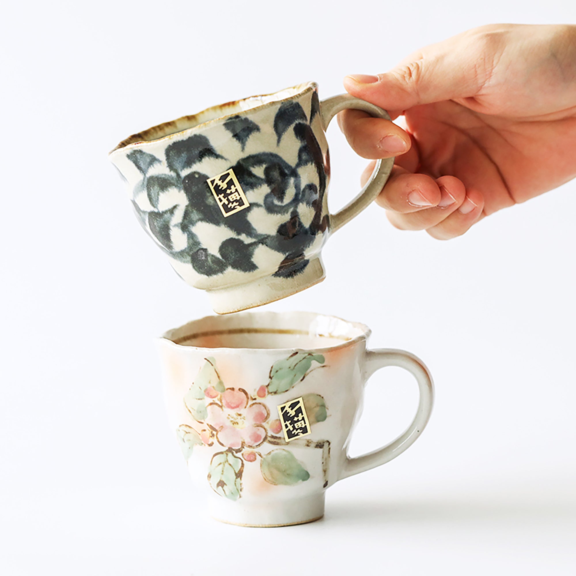 TASSE à CAFE avec motif KARAKUSA