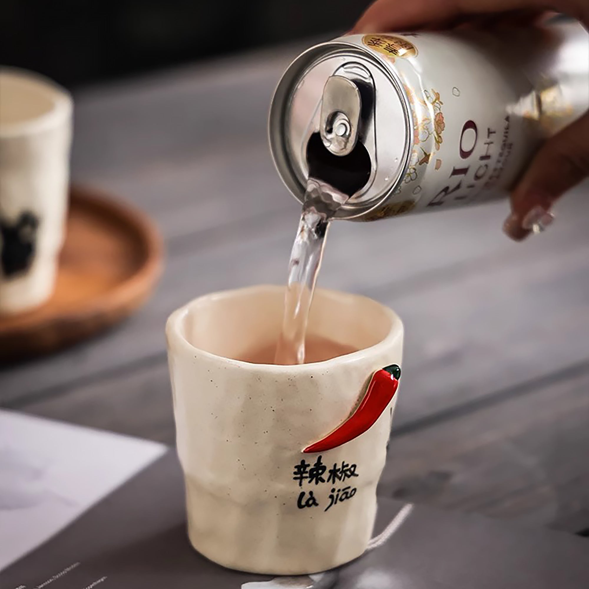 Tasse à saké artisanale Jingdezhen