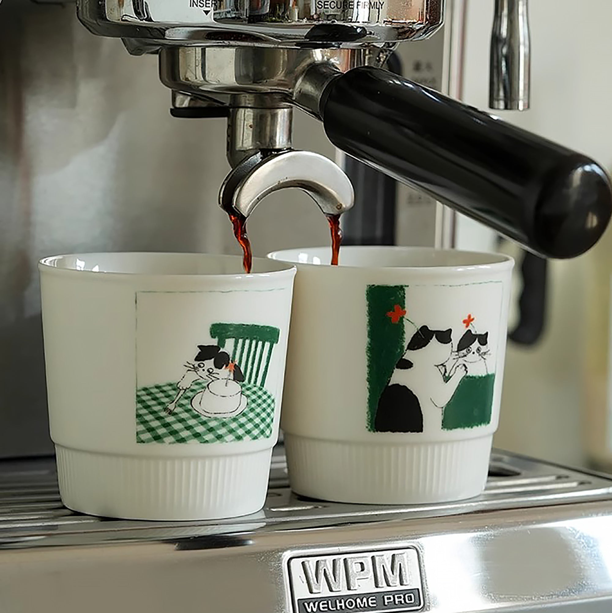 Tasse en céramique avec design mignon chat