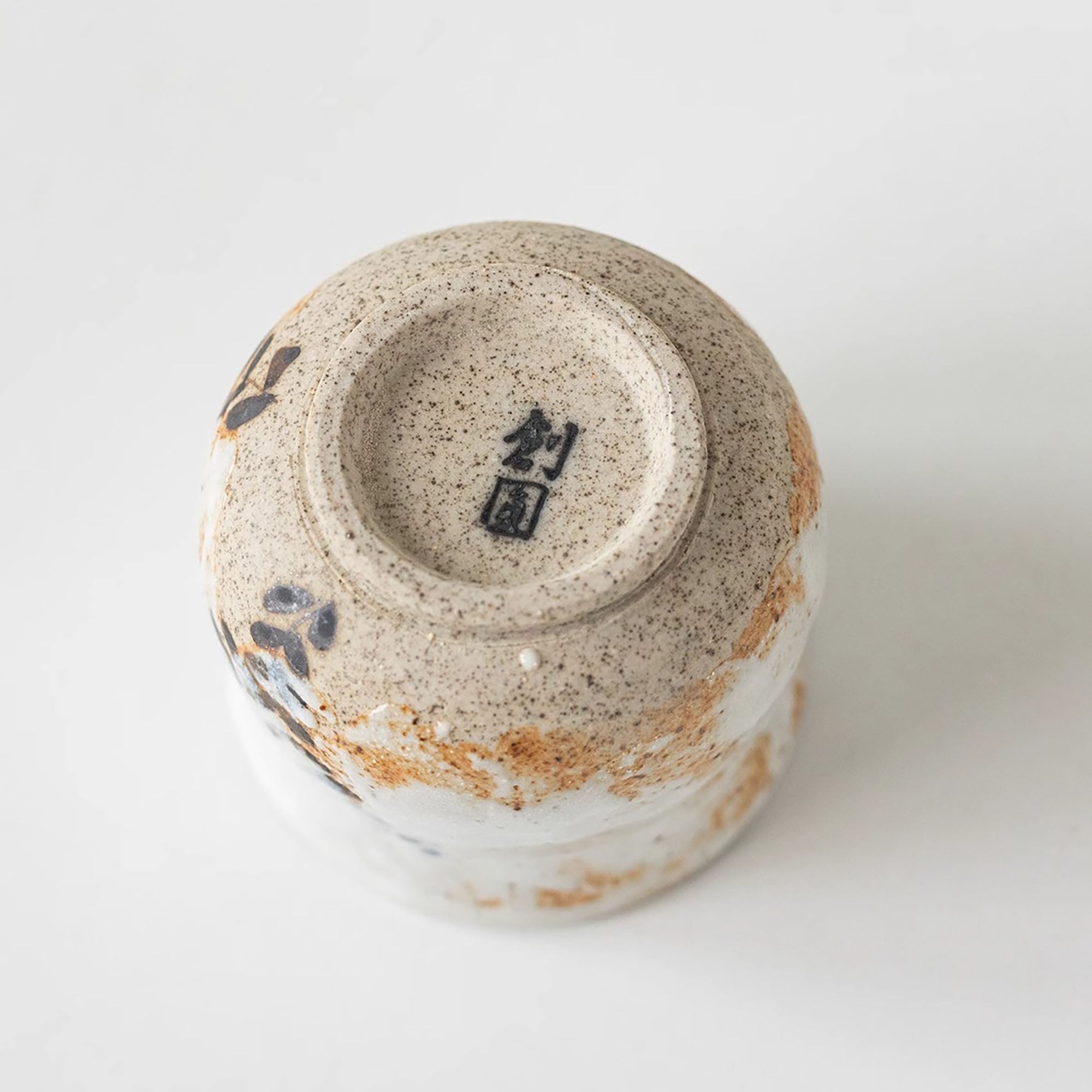 Tasse couverte en Shino-yaki