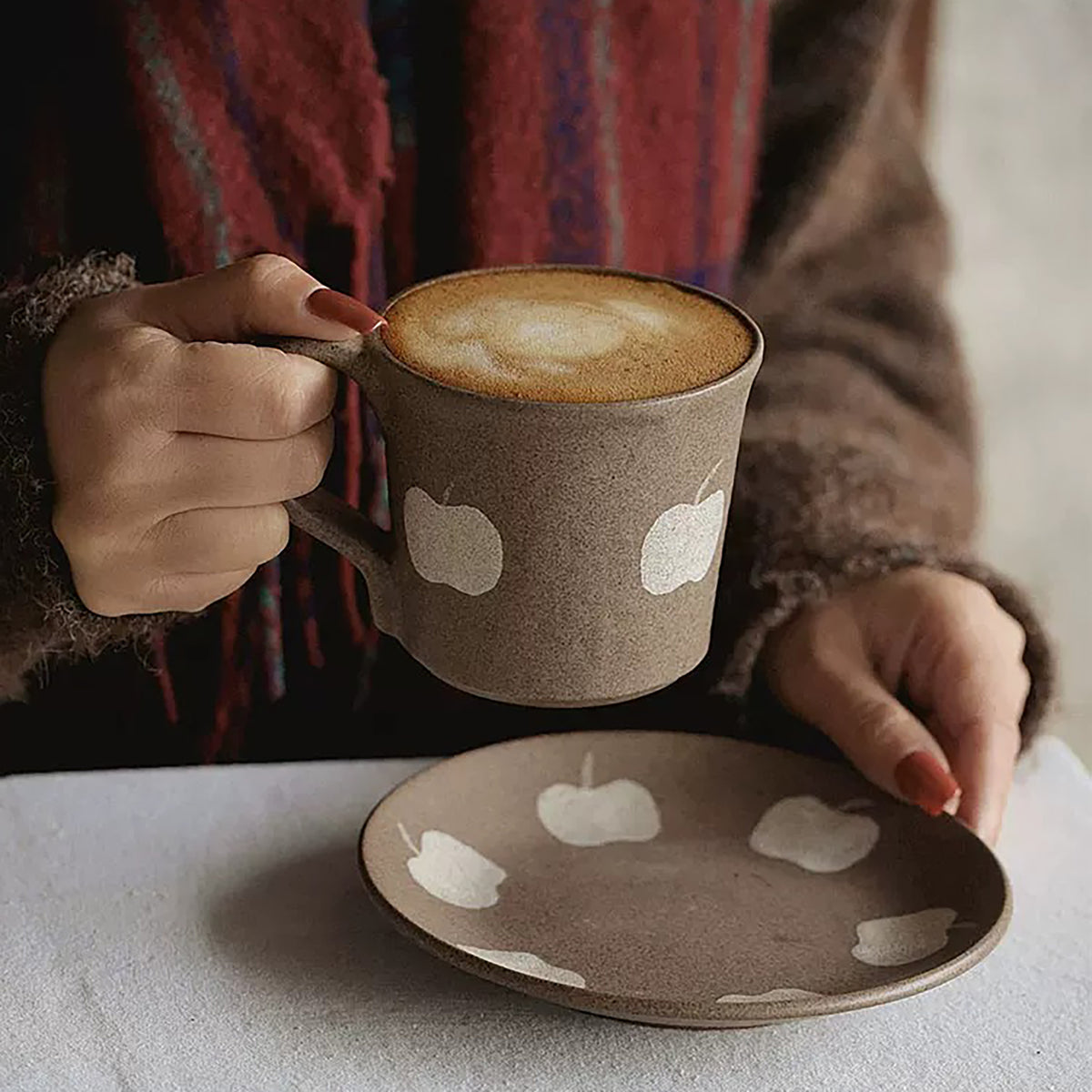 Tasse à café en grès style Wabi-Sabi