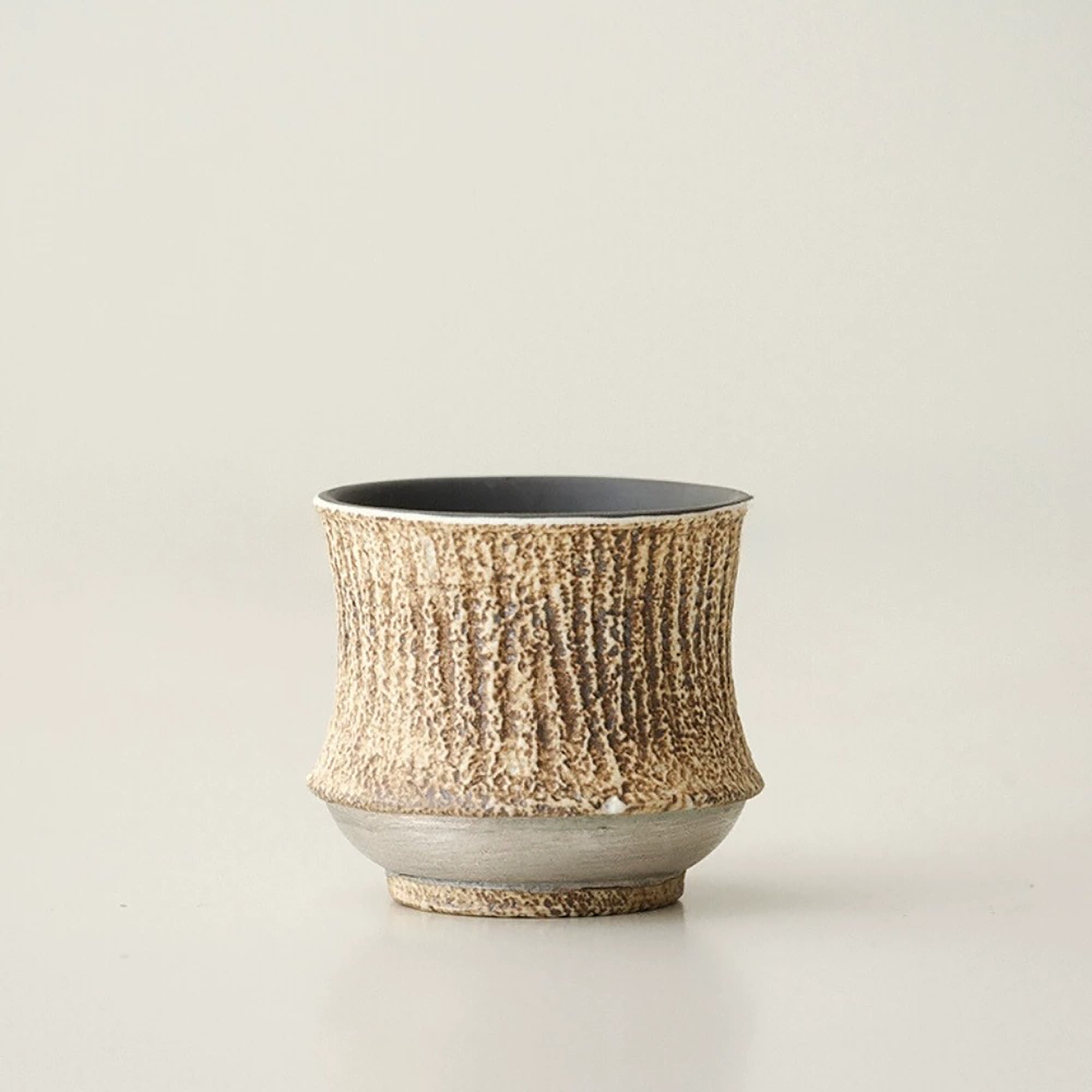 Tasse à thé Kohiki effet pierre avec décor argenté