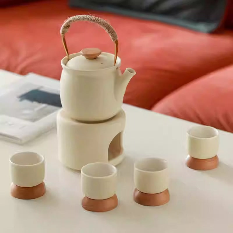Tee-Stövchen aus Keramik mit cremefarbener Emaillierung