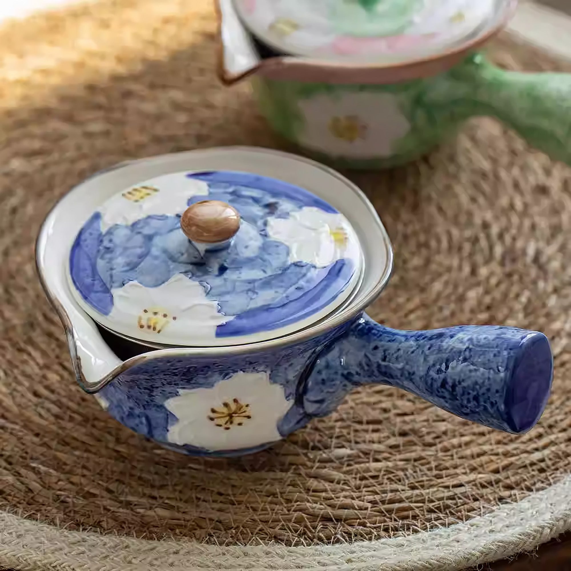 Théière en céramique Minoyaki avec motif sakura