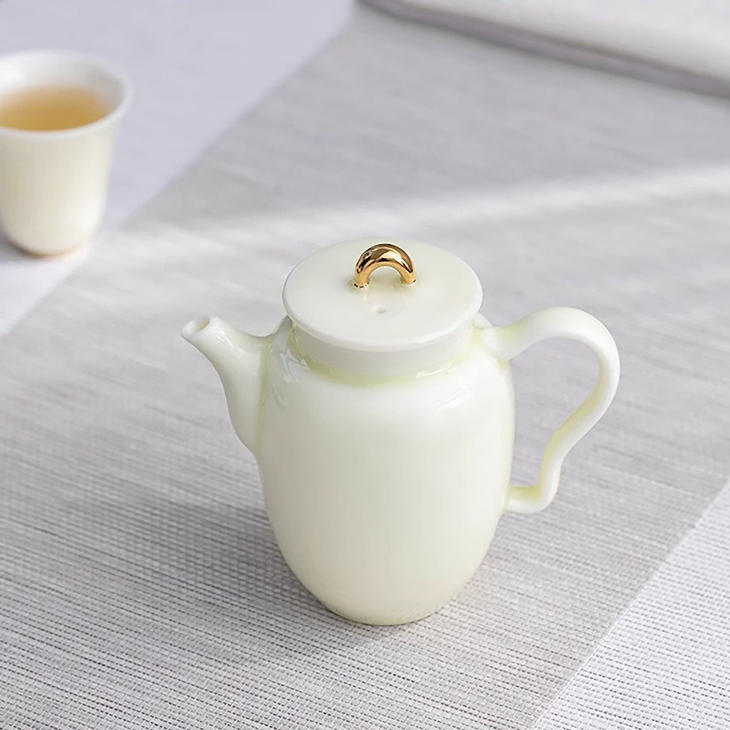 Théière en porcelaine de Jingdezhen inspirée du style Song