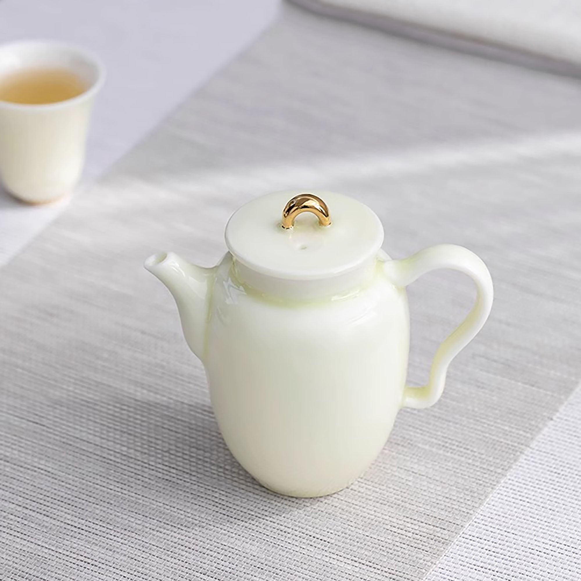 Théière en porcelaine de Jingdezhen inspirée du style Song