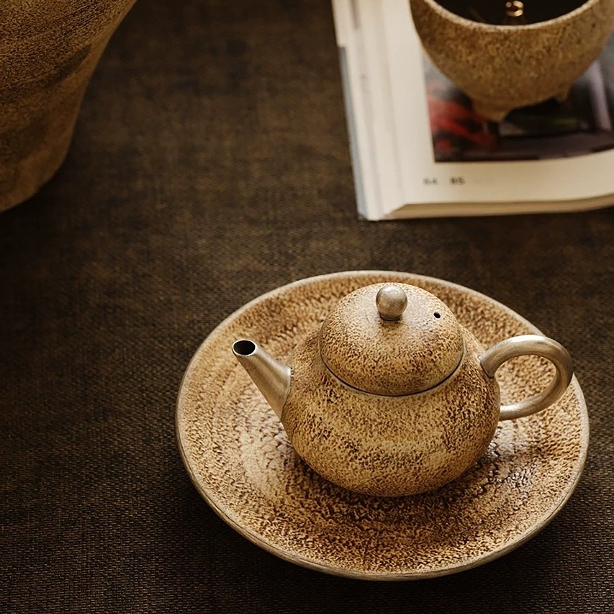 Théière forme poire style pierre