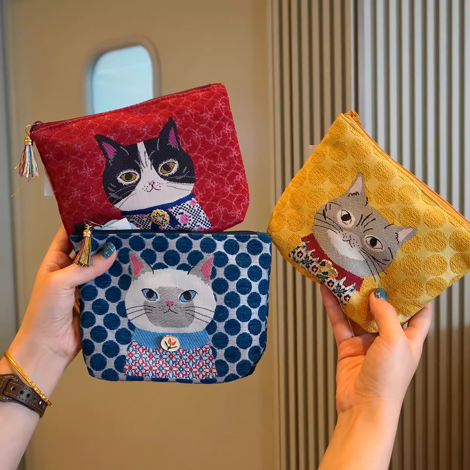 Pochette en tissu chenille Kusuguru motif chat mignon