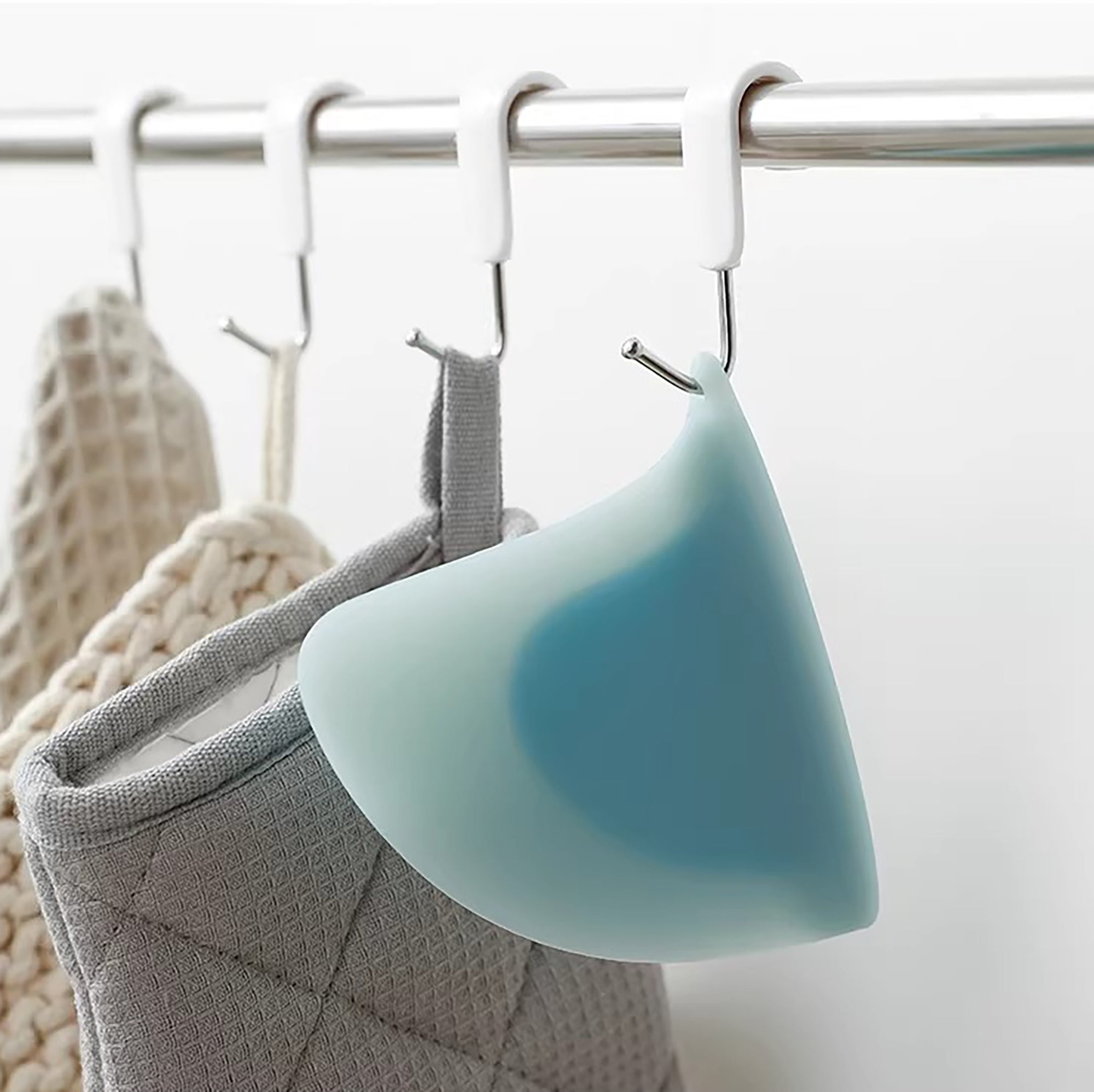 Spatule en silicone forme aileron Shimoyama