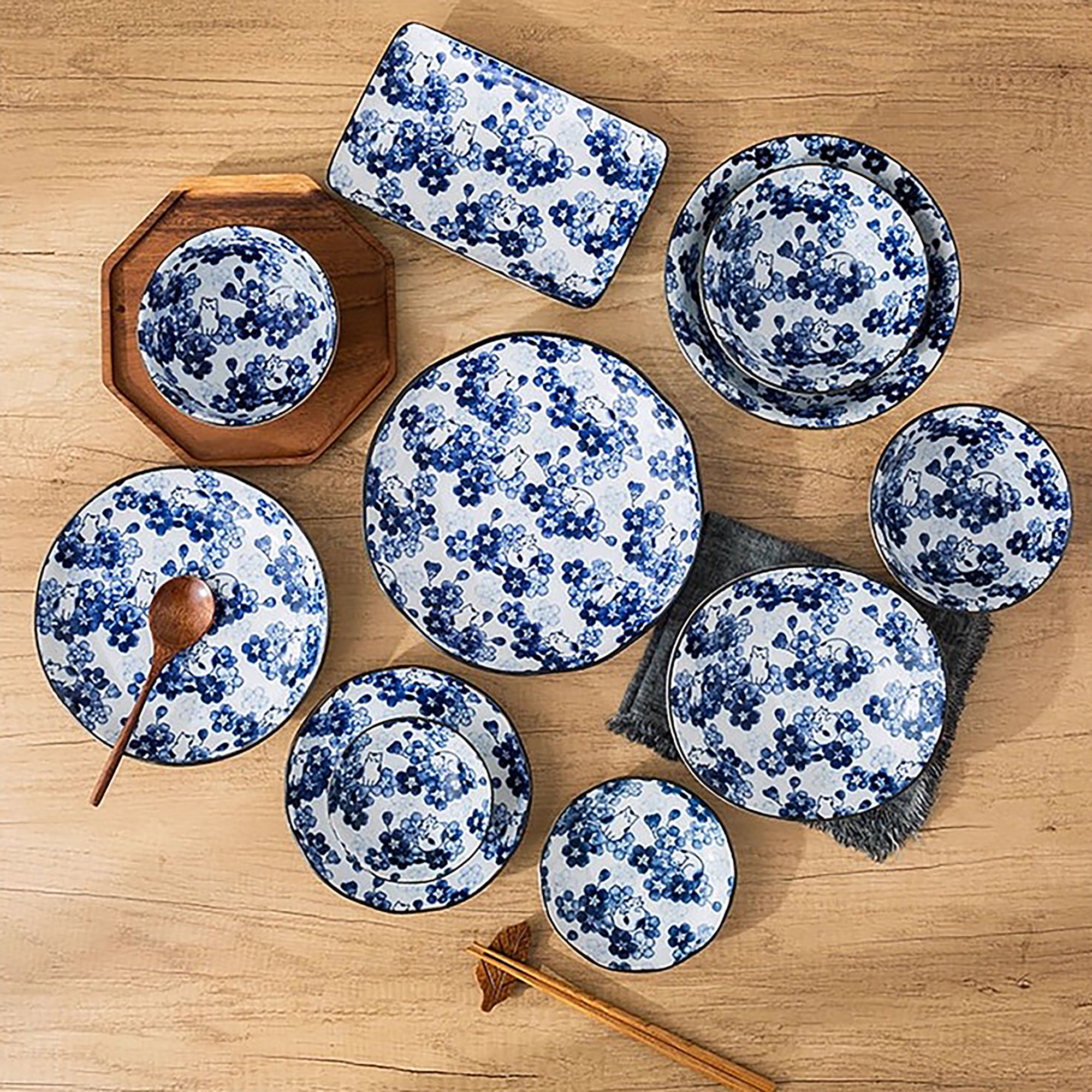 Service de vaisselle Minoyaki avec motifs chats et fleurs
