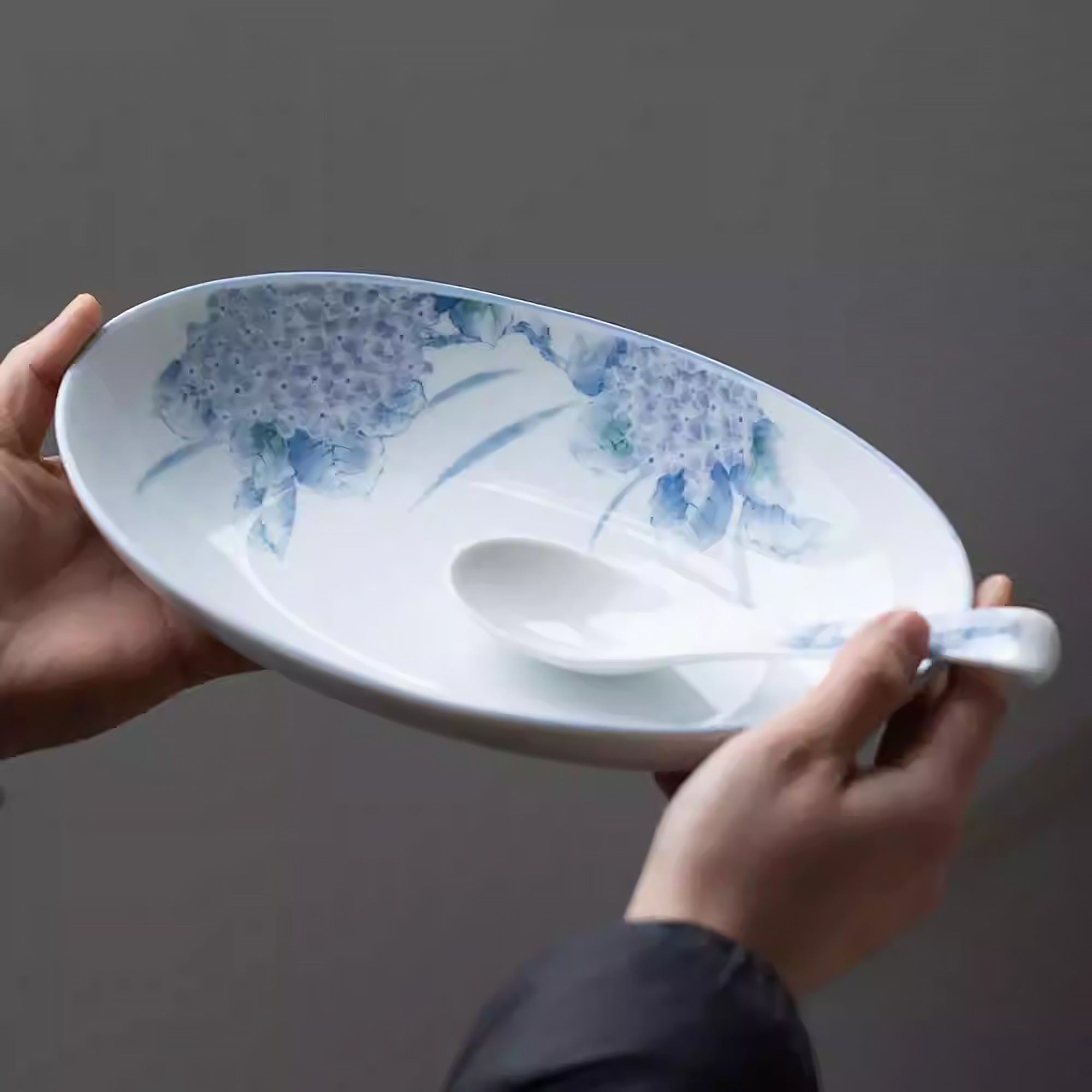 Vaisselle en porcelaine Minoyaki avec Motif hortensia