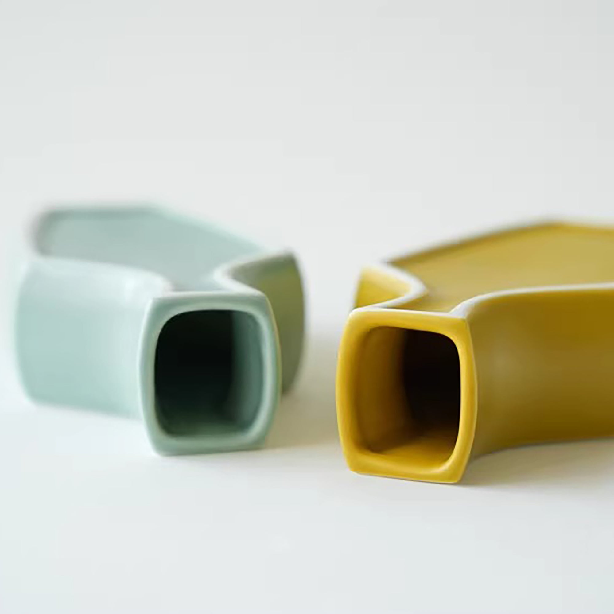 Vase mini en céramique Oda Toki coloré