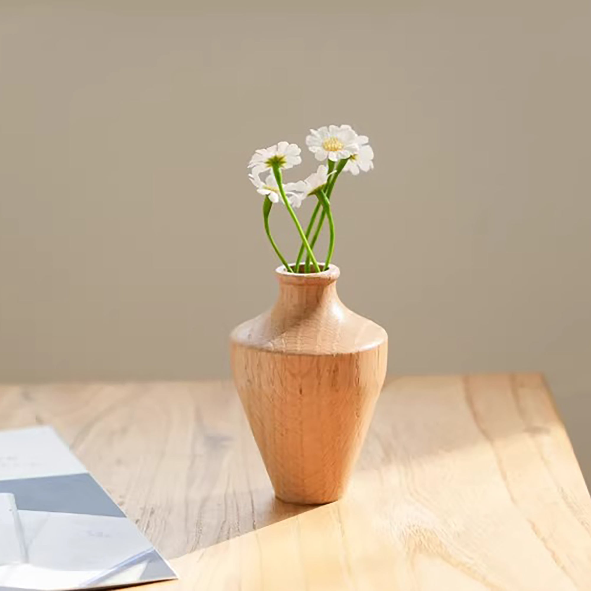 Vase magnétique en bois