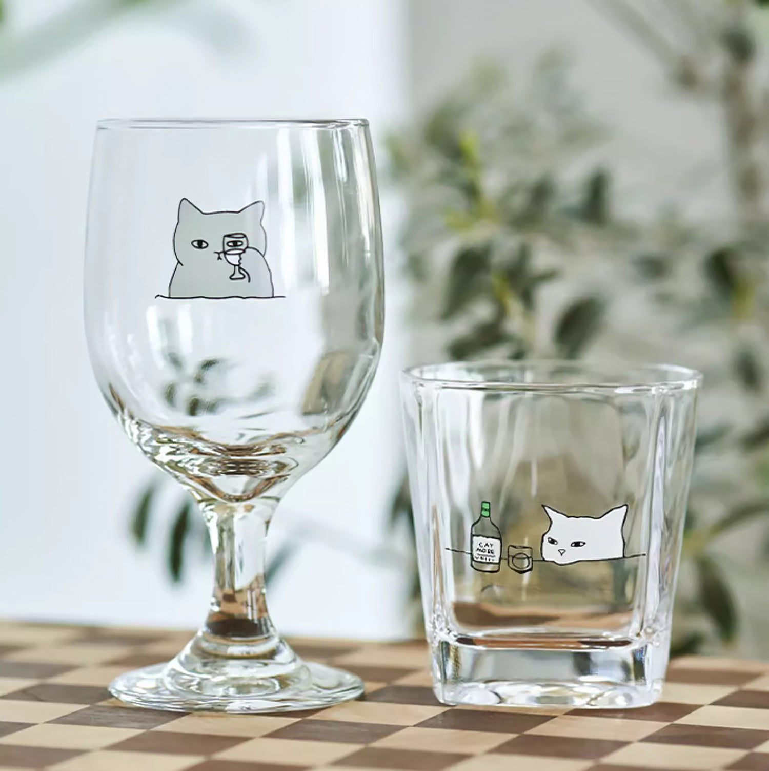 Verre avec mignon illustration de chat