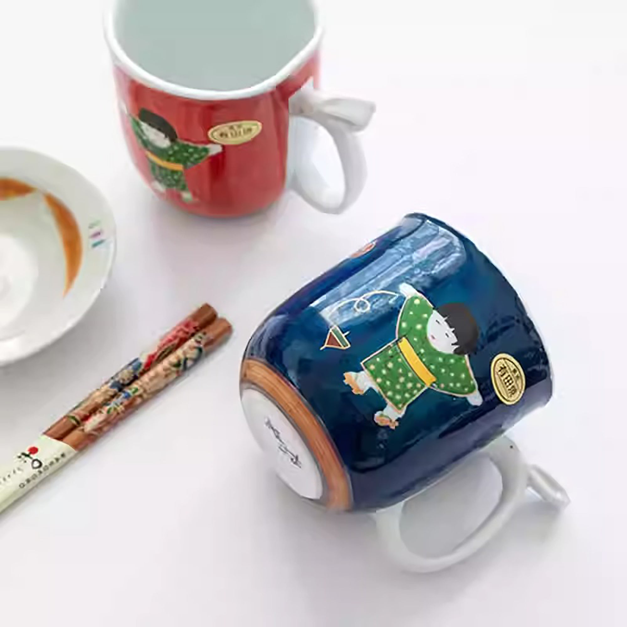 Mug Arita enfant en kimono