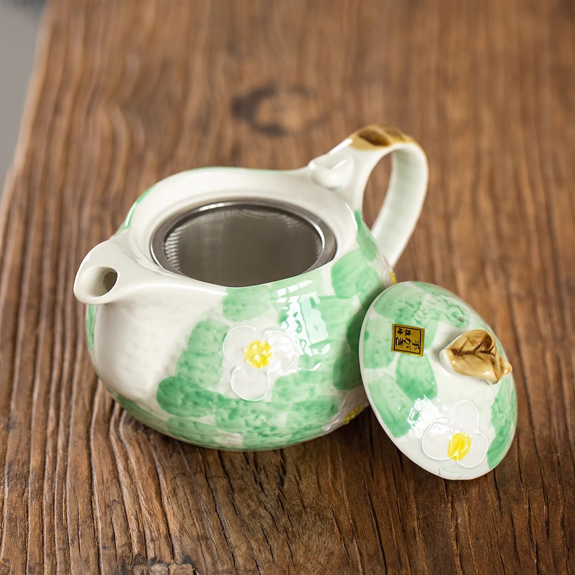 Théière artisanale Seto-yaki avec Motif sakura vert