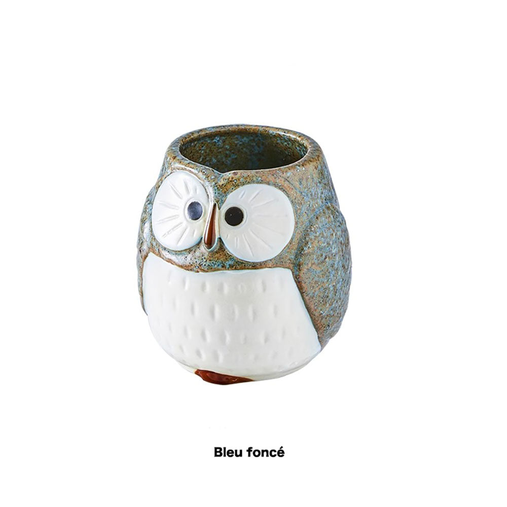 Teapot with a cute owl design