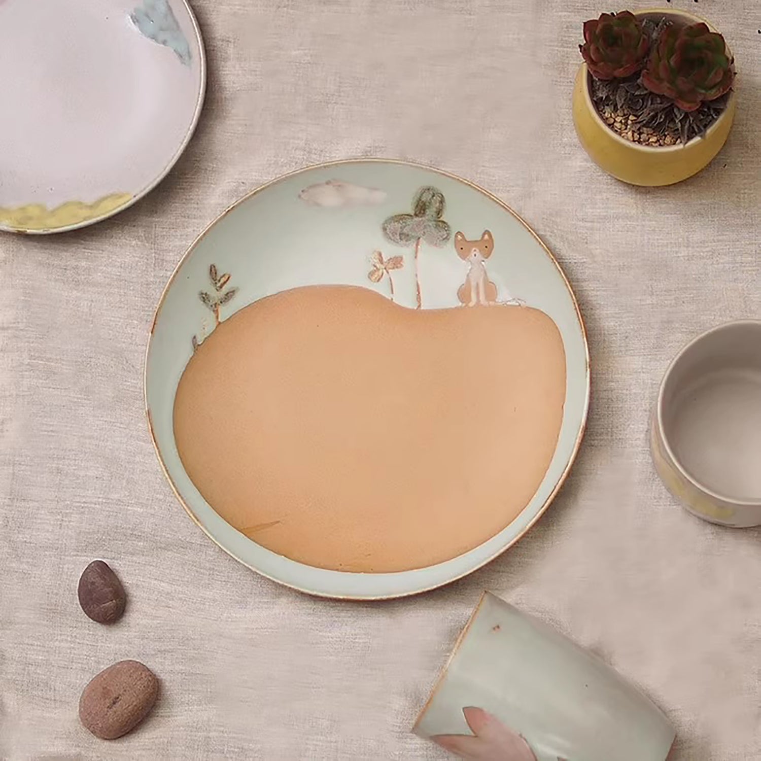 Assiette en Céramique avec motif &quot;Chat en Montagne&quot;