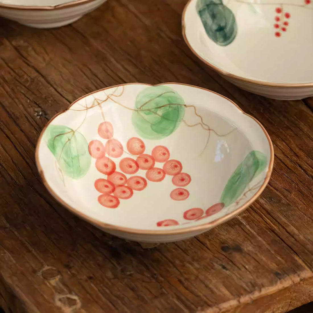 Assiette Minoyaki motif champêtre peinte à la main