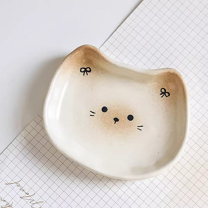 Petite assiette artisanale en forme de chat