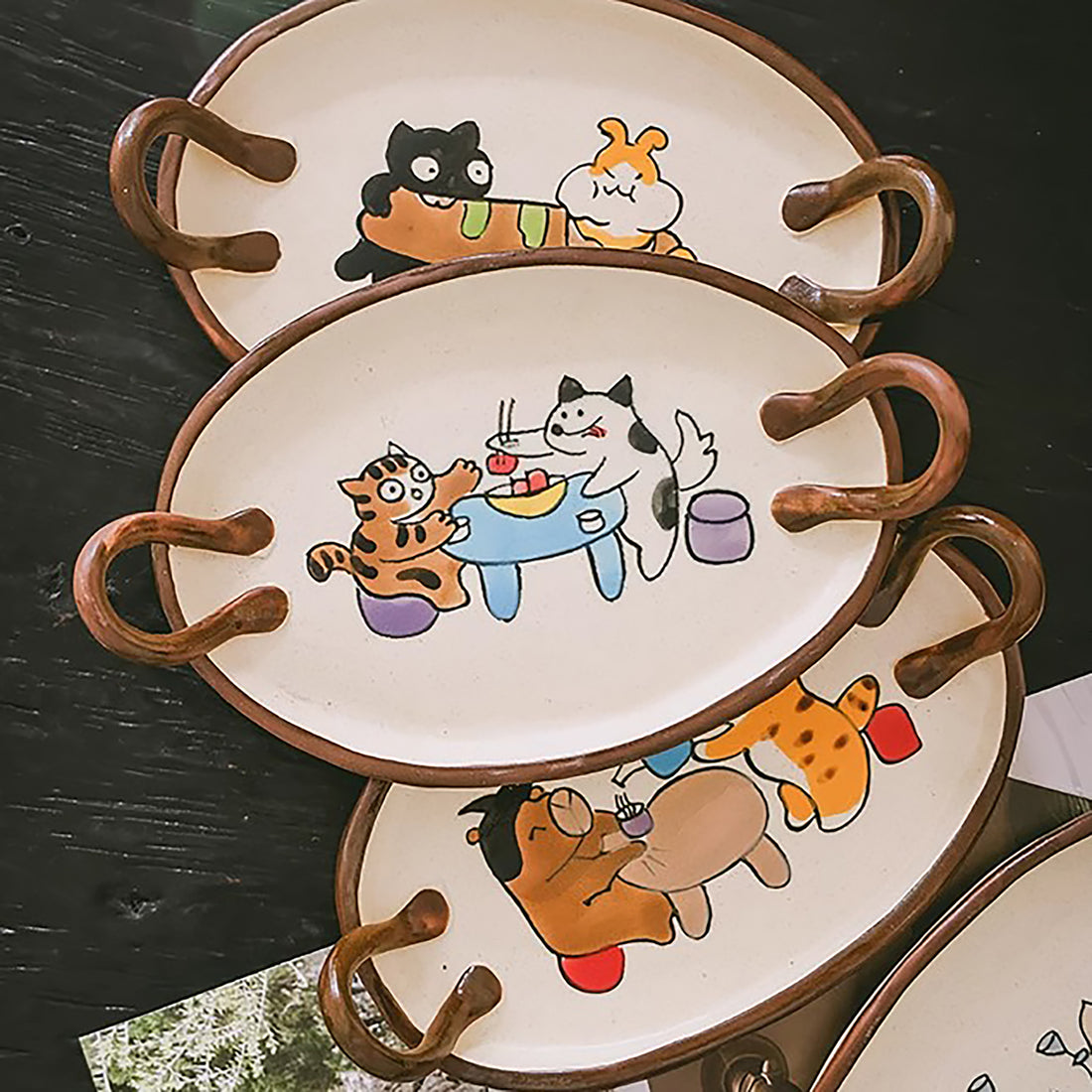 Assiette à dessert artisanale avec Motifs illustrés à la main