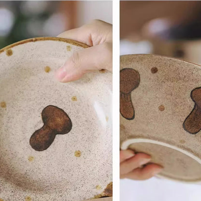 Assiette en céramique artisanale motif champignon