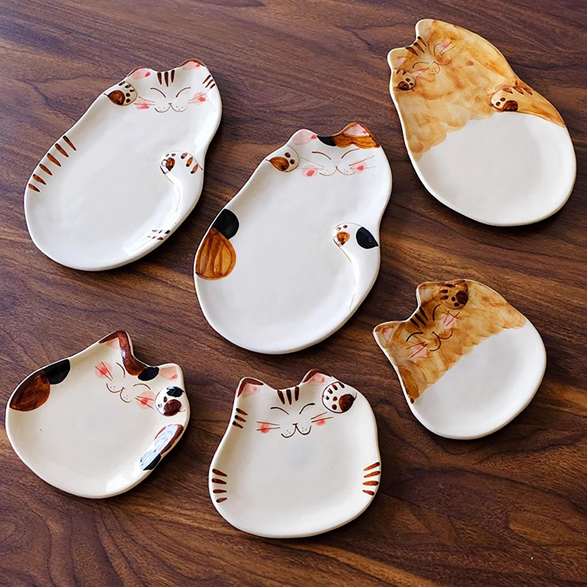 Assiette en forme de chat porte-bonheur Hasami-Yaki