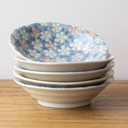Assiette Minoyaki à motif de fleurs de cerisier