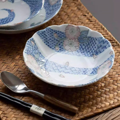 Assiette creuse Mino-yaki avec motif sakura et vagues bonheur