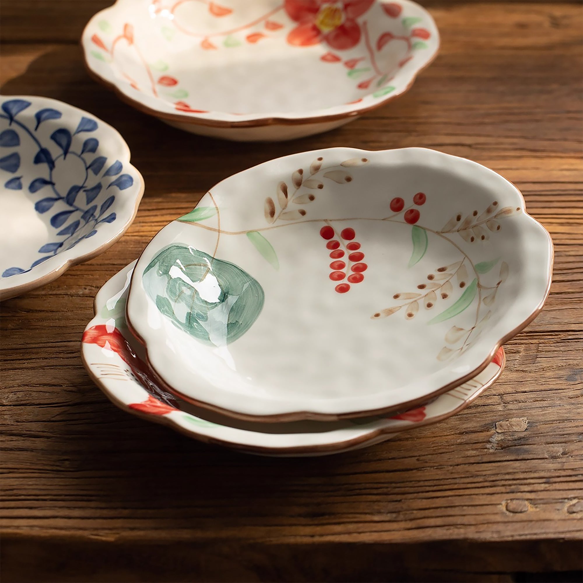 Assiette en céramique Minoyaki style fleurs japonaise