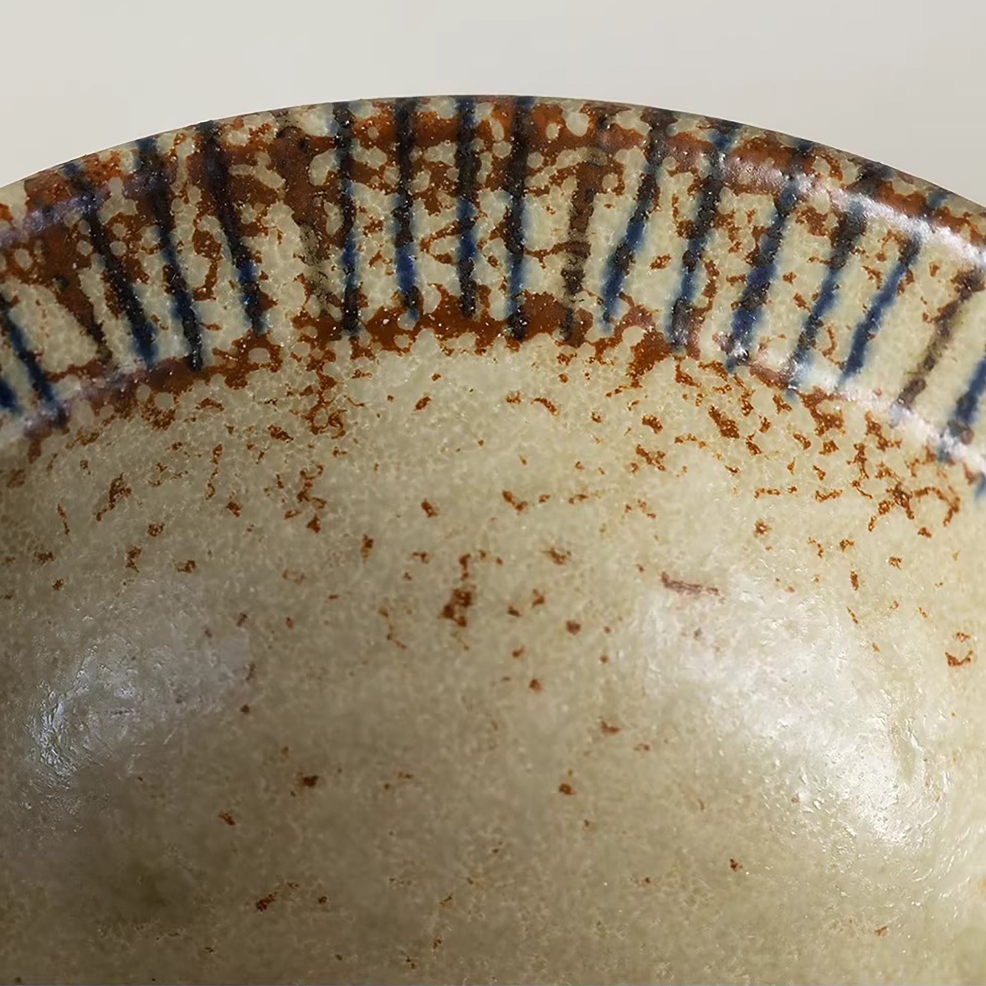 Vaisselle Mino-yaki motif “aiguilles de pin Tokusa”