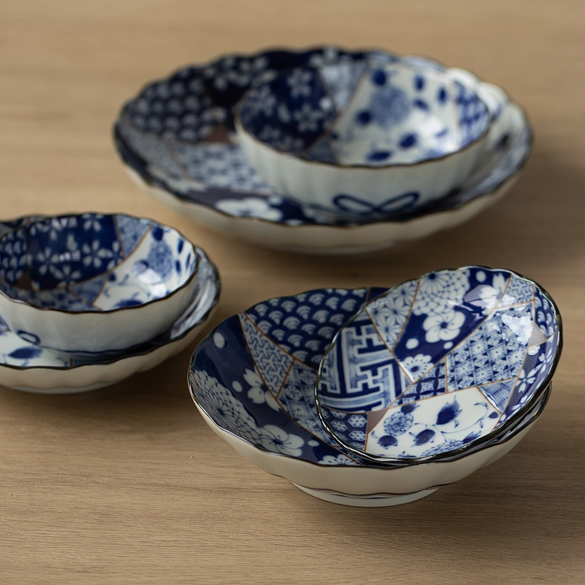ASSIETTE SAKURA BLEU DE MINO