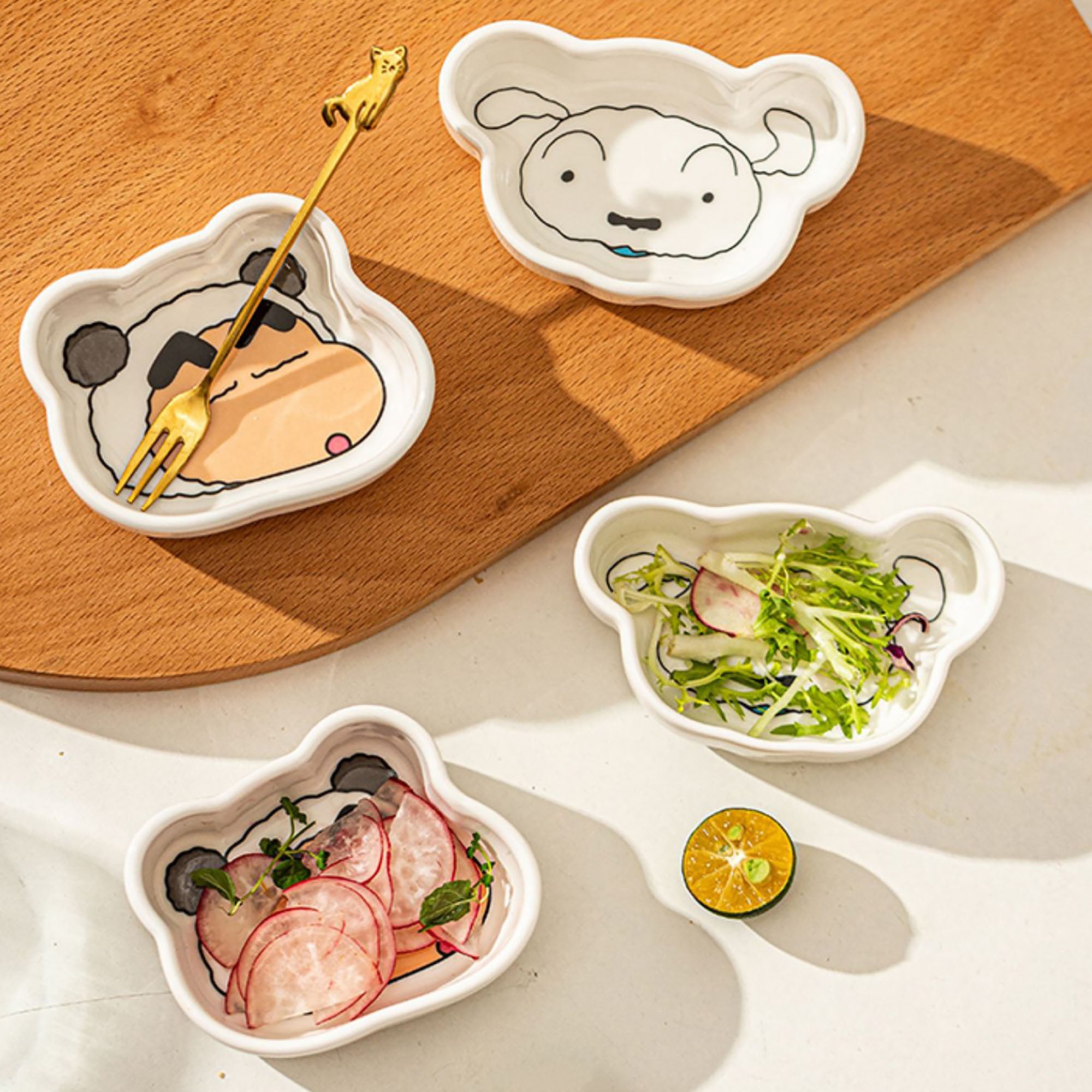 ASSIETTE à SAUCE en forme SHINCHAN