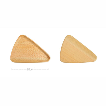 Assiette triangulaire en bois Hinoki massif martelé
