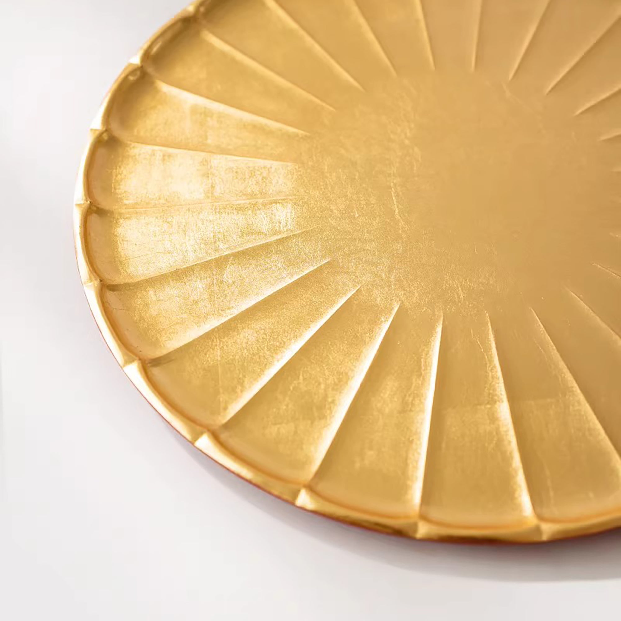 Assiette Yamanaka laque feuille d’or forme fleur