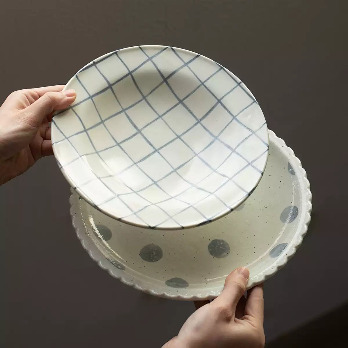 Assiette japonaise Mino-yaki en céramique aux motifs rétro