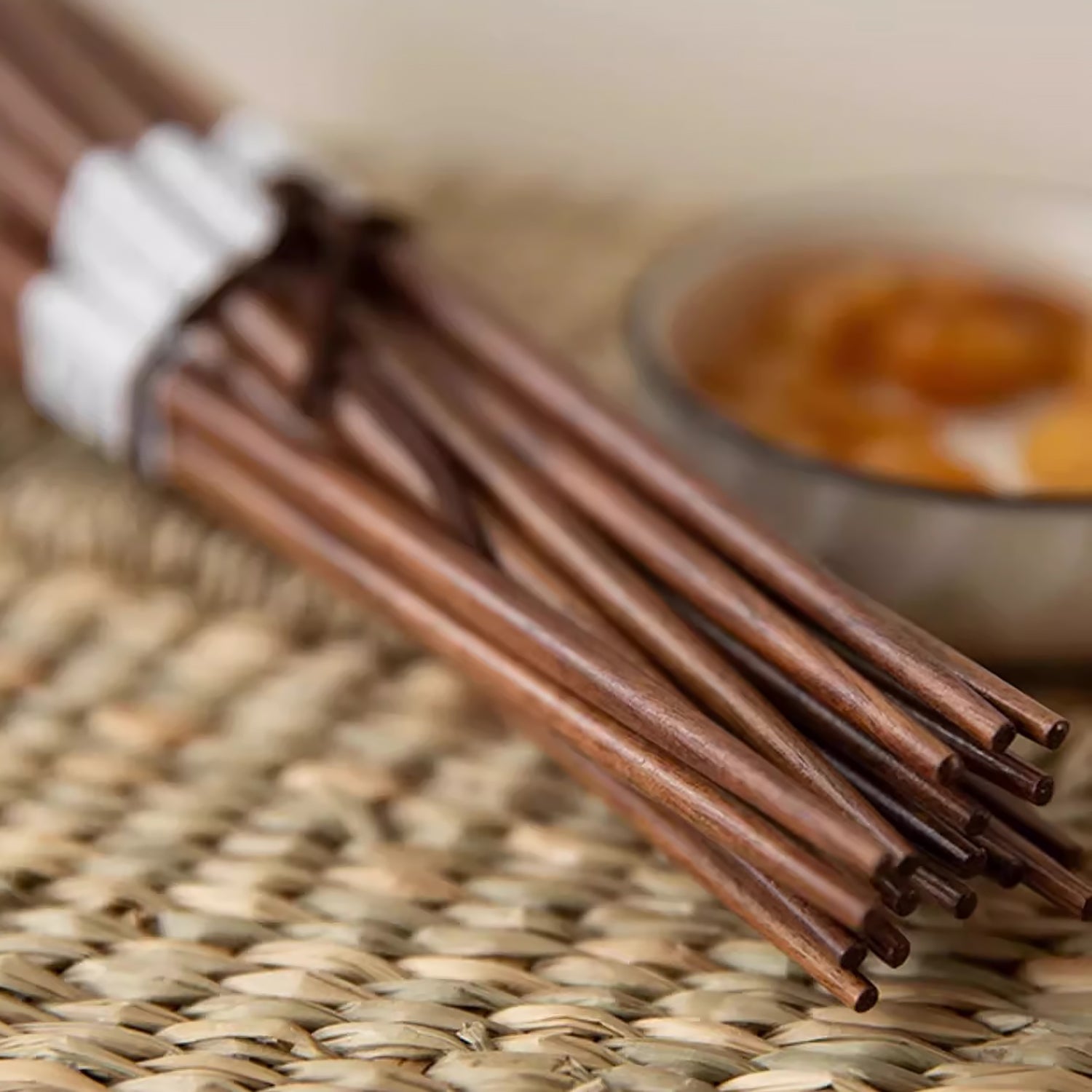 Baguettes en noyer avec rétro texture artisanale de Style japonais