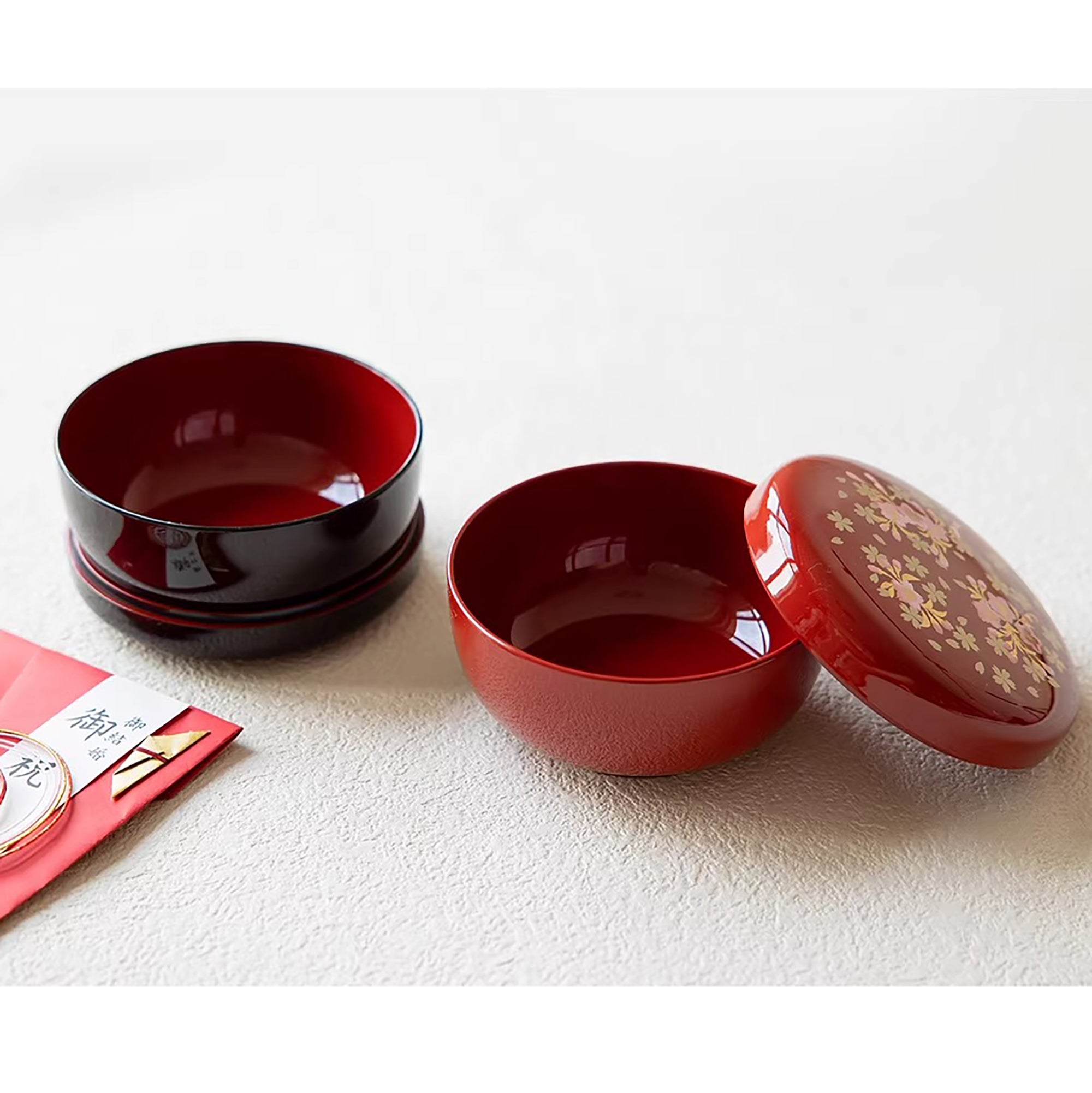 Boîte laquée sakura Yamanaka