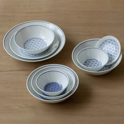 Vaisselle Minoyaki avec motifs Seigaiha et nuages bleus