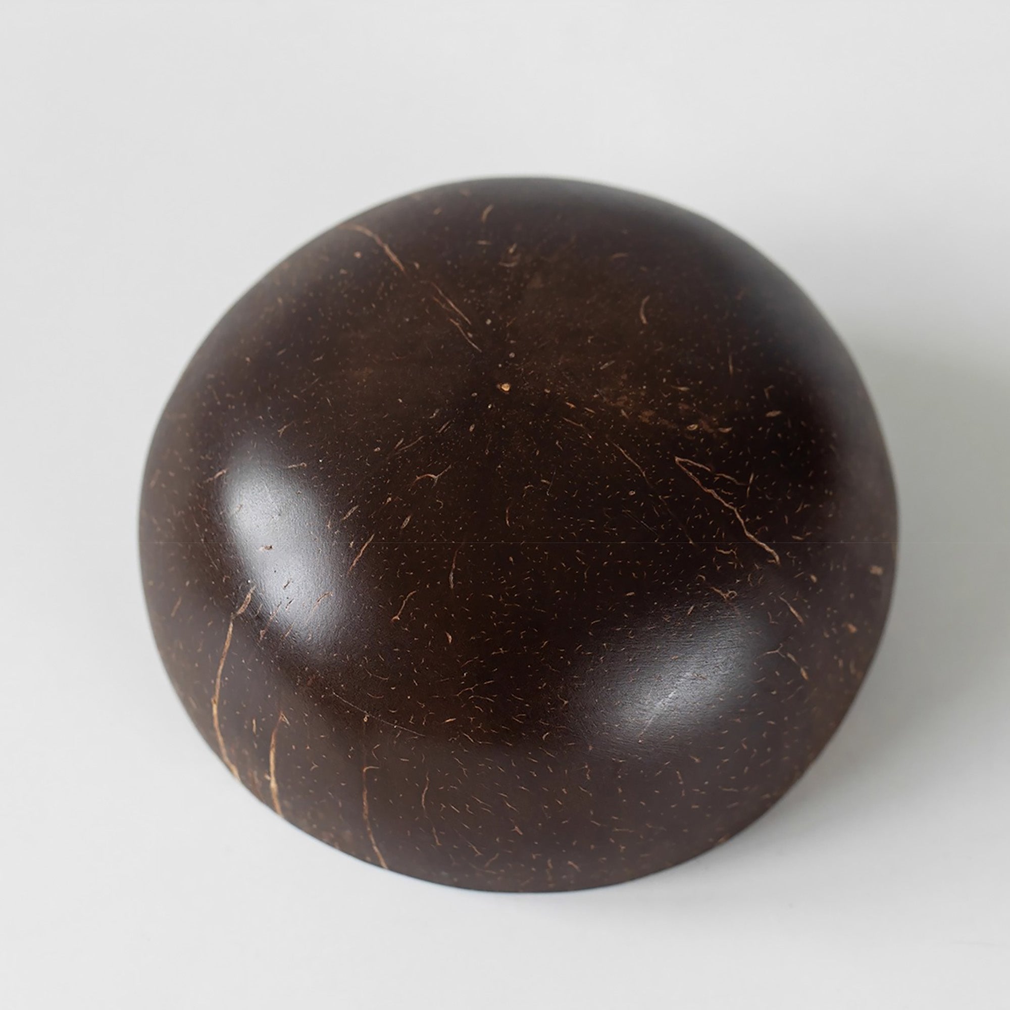Bol artisanal en noix de coco et nacre
